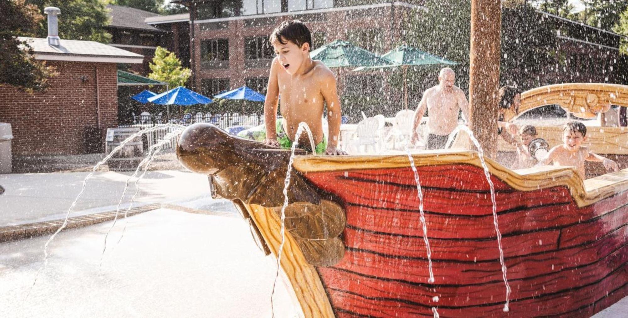 Williamsburg Woodlands Hotel & Suites, An Official Colonial Williamsburg Hotel Exteriör bild
